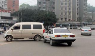 豫北驾校女保安 豫北驾校女保安