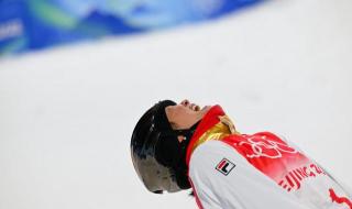 获得冬奥会第一枚金牌 获得冬奥会第一枚金牌